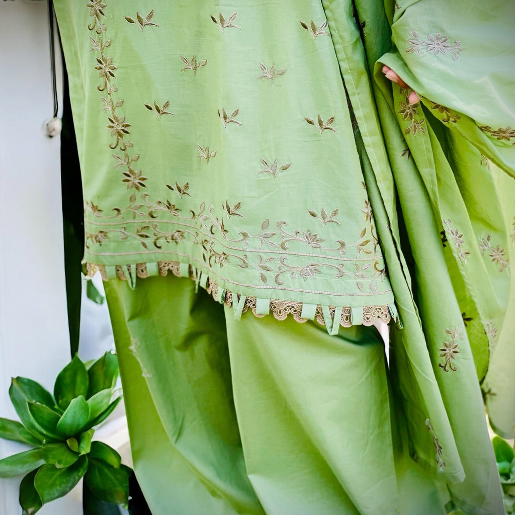 Three Piece Embroidery Unstitched Suit